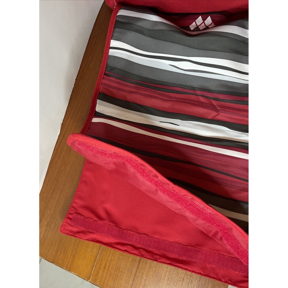 Maclaren Red Field Bag Diaper Tote with Pockets, Pad & Adjustable Strap NEW - Picture 11 of 15